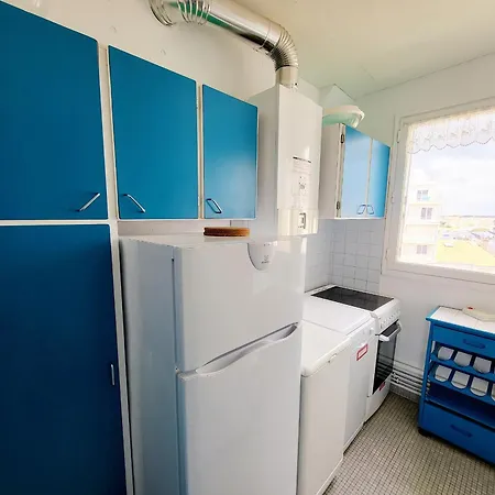 Agreable Face Avec Balcon A 50m - Fr-1-92-623 דירה *