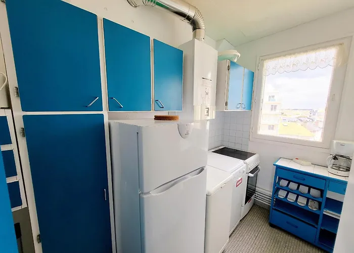 Agreable Face Avec Balcon A 50m - Fr-1-92-623 Апартаменты *